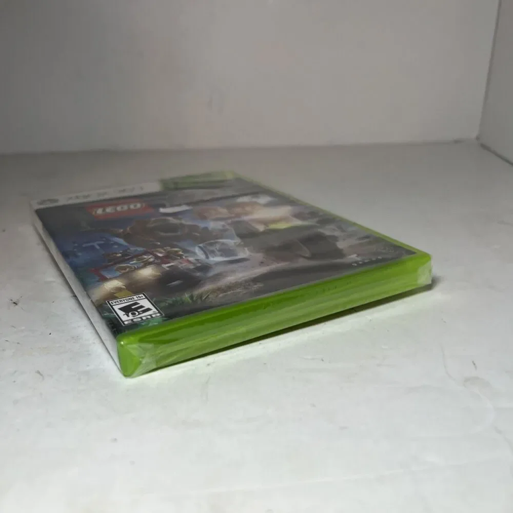 LEGO Jurassic World (XBOX 360) Brand New Sealed - NEVER OPENED